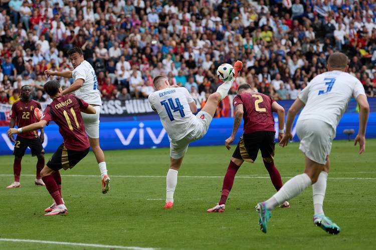 关于欧预赛乌克兰对阵斯洛伐克节节赢球的信息 关于欧预赛乌克兰对阵斯洛伐克节节赢球的信息