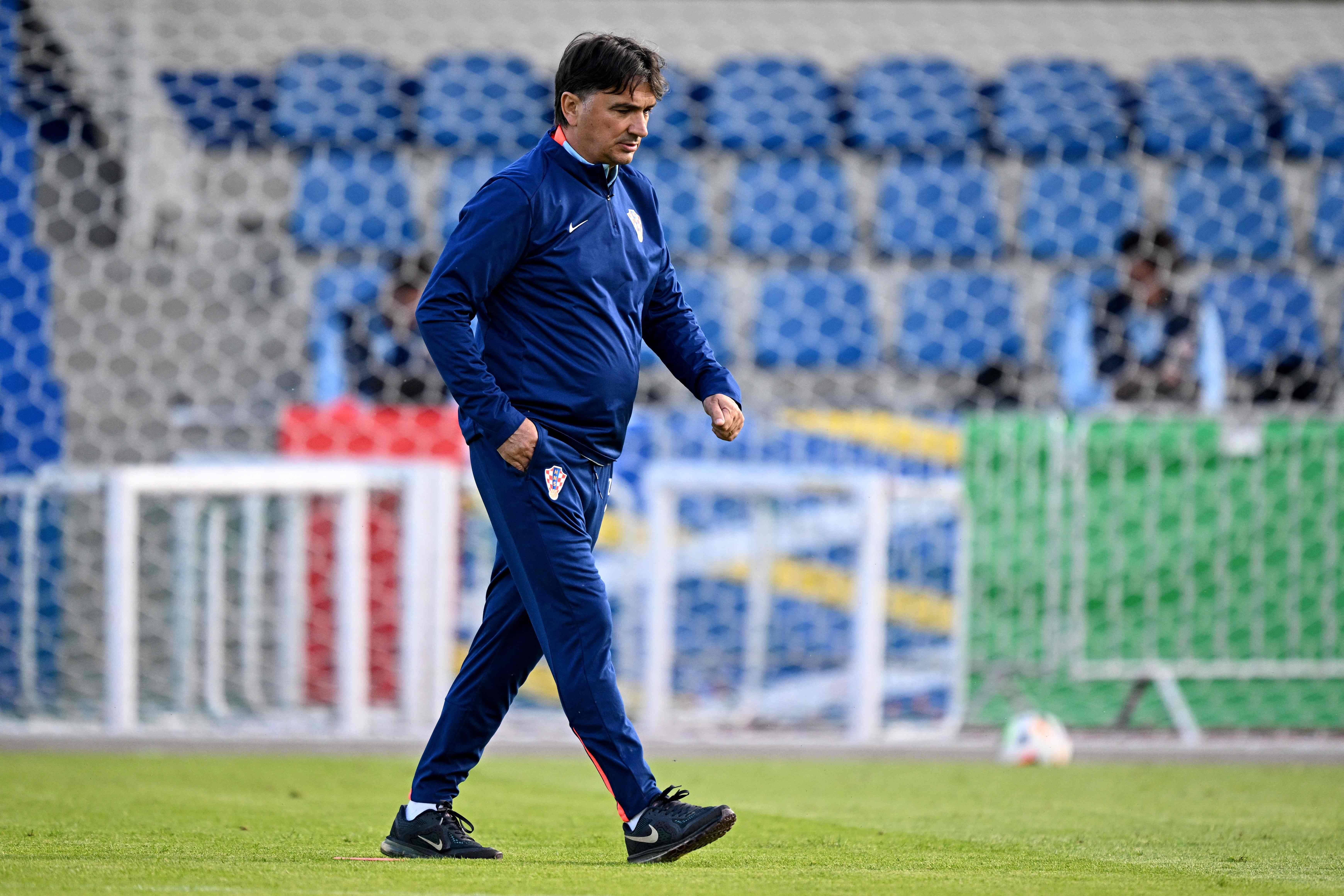 包含克罗地亚队横扫对手，锁定欧锦赛资格的词条