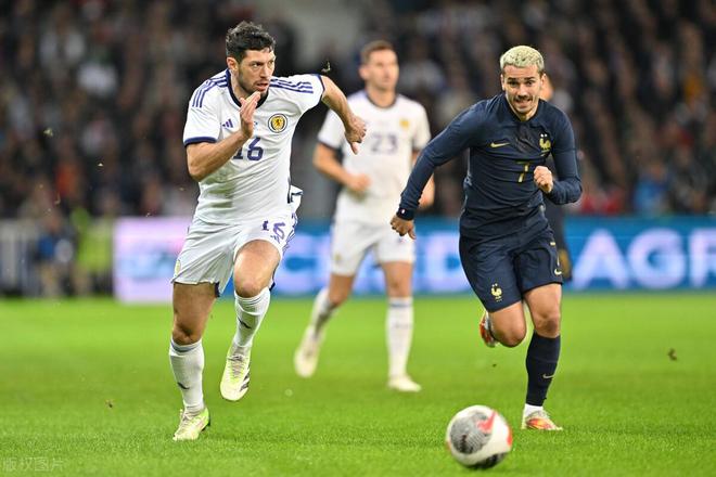 包含红蓝大战：荷兰队对决西班牙一胜一负的词条