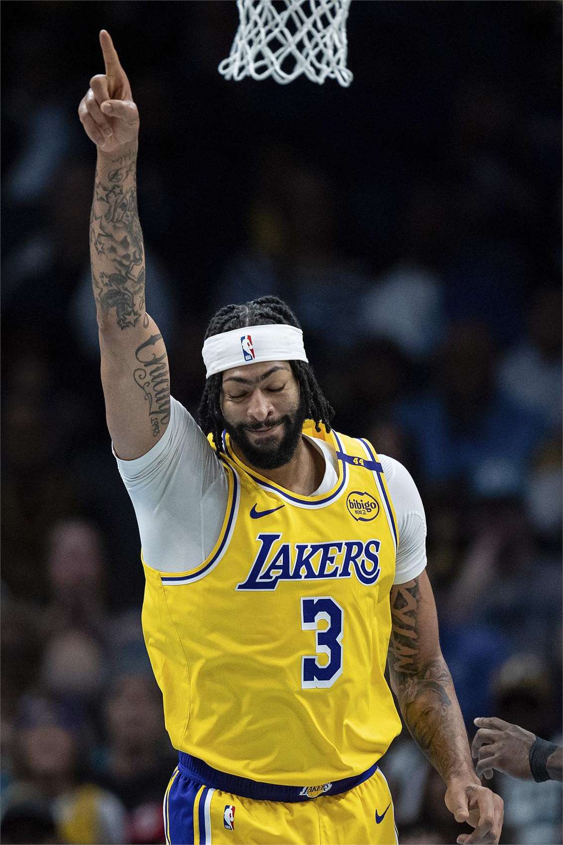 浓眉哥狂砍哈登分,逆转取胜迎来新赛季高光! 浓眉哥狂砍哈登分,逆转取胜迎来新赛季高光!