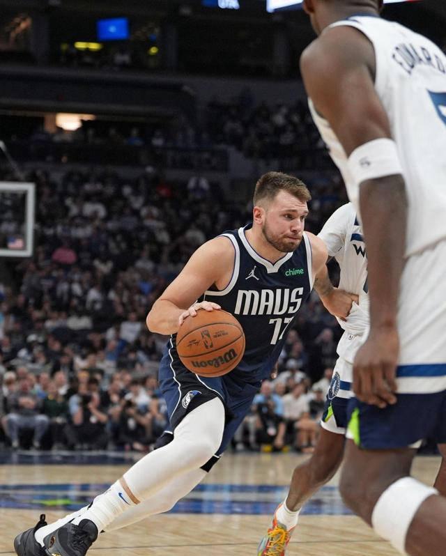 关于东契奇在利物浦比赛中突破纪录,突破纪录引发热议!的信息 关于东契奇在利物浦比赛中突破纪录,突破纪录引发热议!的信息