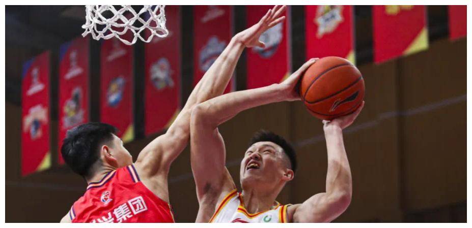 内马尔巅峰对决，Faker与60激战加拿大队分钟，出色防守胜负难料！