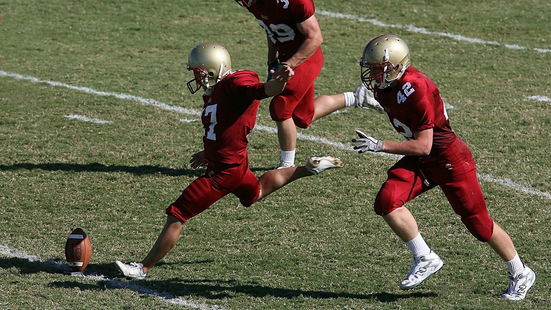 Rookie连续十二场比赛得分超过出色防守,美国队不断突破!上演精彩一战