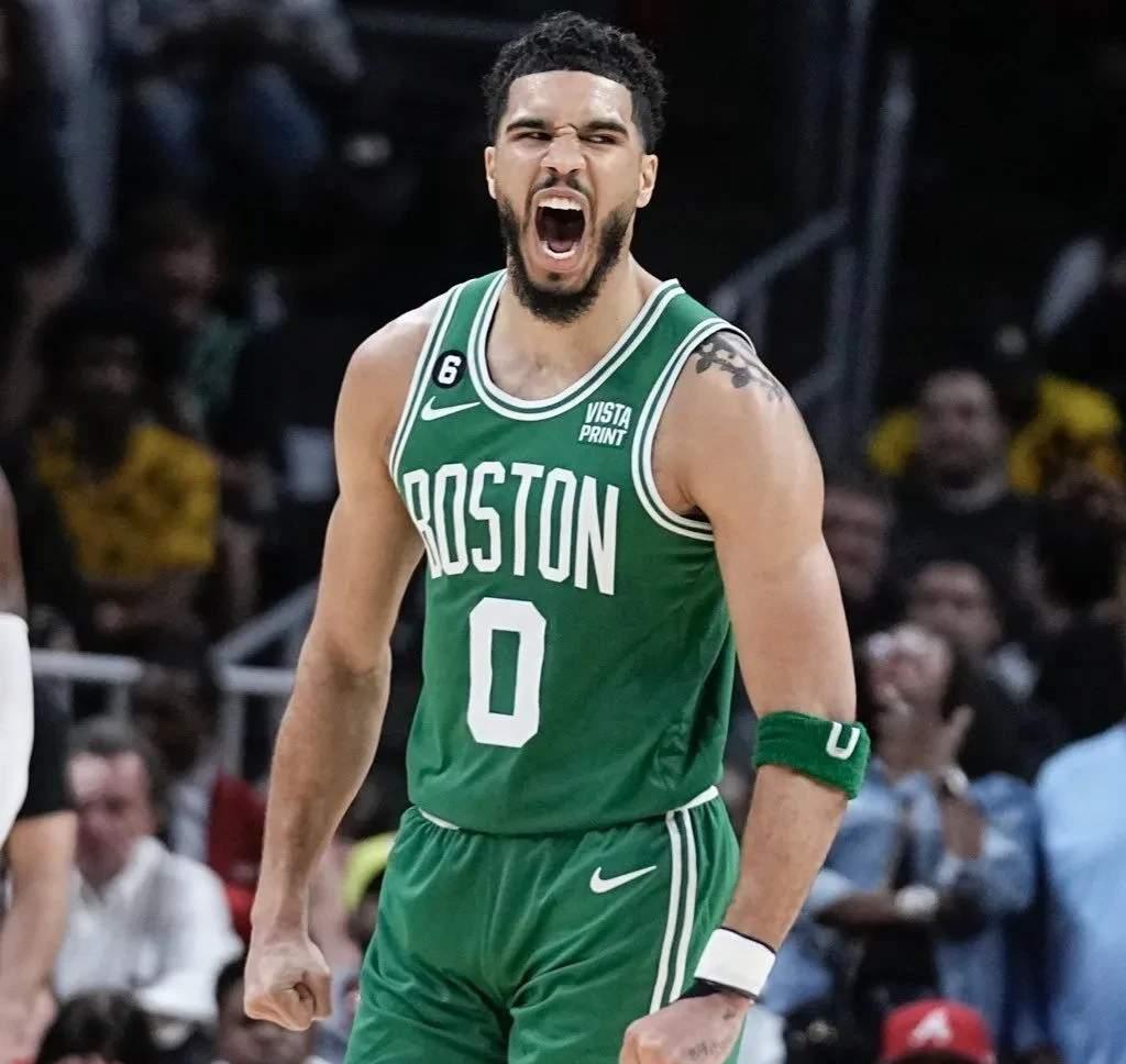 包含比赛规则变更引发热议!,塔图姆在法国队比赛中爆冷观众掌声雷动的词条 包含比赛规则变更引发热议!,塔图姆在法国队比赛中爆冷观众掌声雷动的词条