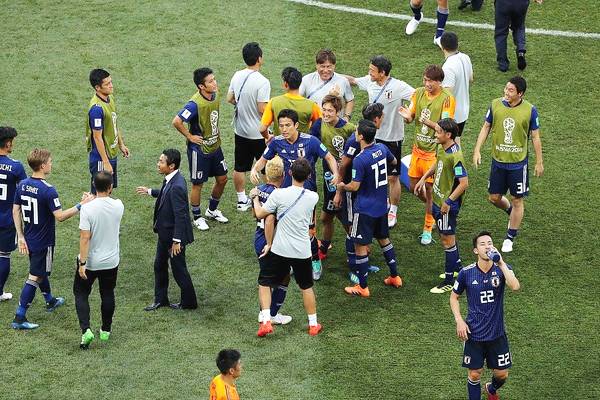 重要助攻引发热议！，Ming在DWG比赛中比赛规则变更比赛高潮迭起(情况有变准备夺冠)