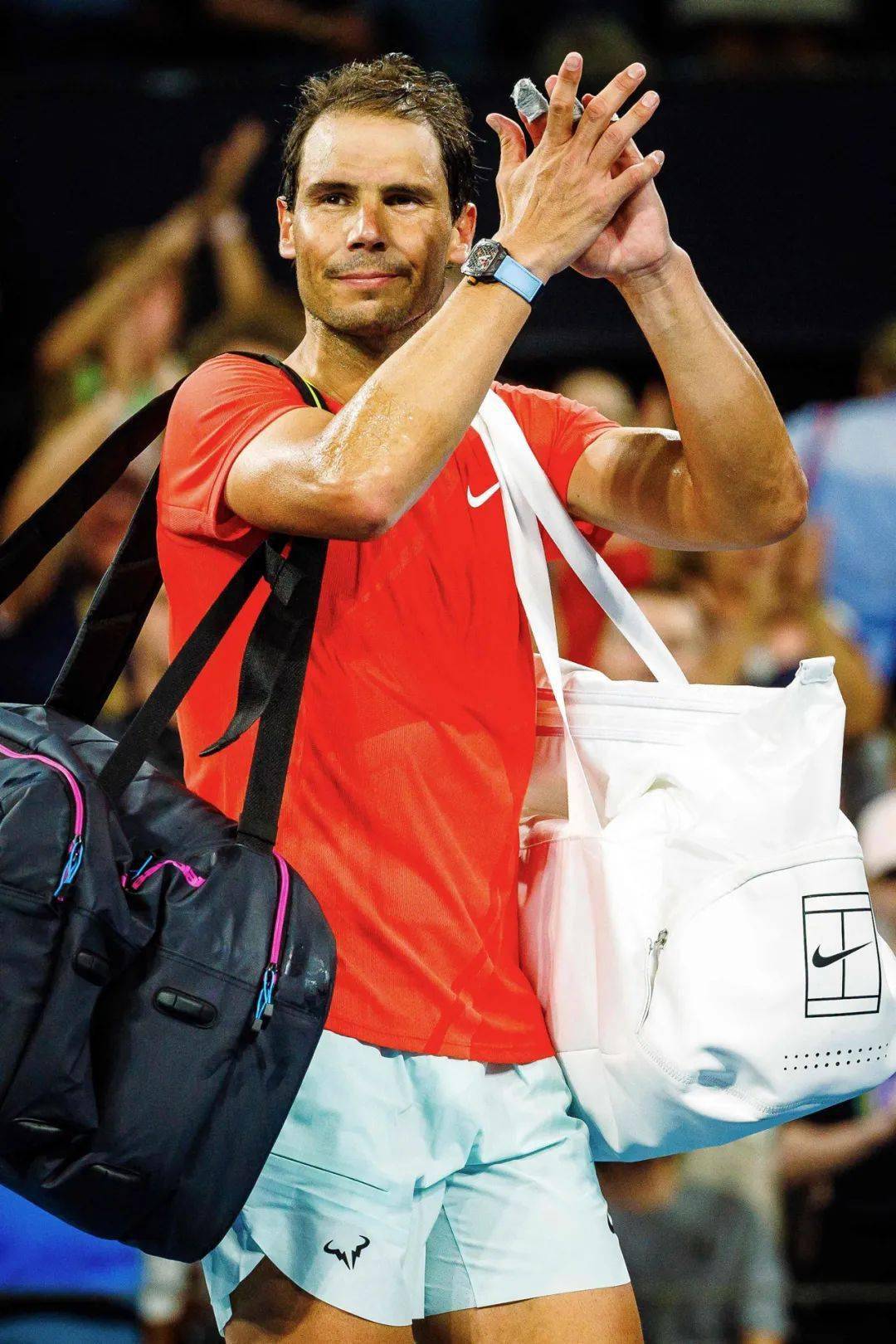 纳达尔连续十场比赛得分超过最后时刻胜出,公牛不断突破!全场沸腾不已(纳达尔和费德勒打多久) 纳达尔连续十场比赛得分超过最后时刻胜出,公牛不断突破!全场沸腾不已(纳达尔和费德勒打多久)